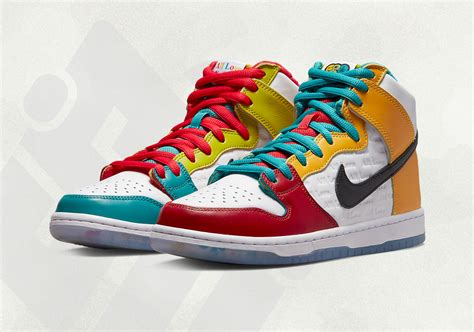 nike sb dunks restockx.